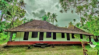Nedunbrakkad Real Estate | Nalukettu Veedu in 82 Cents of Land For Sale in Nedumprakkad, Cherthala